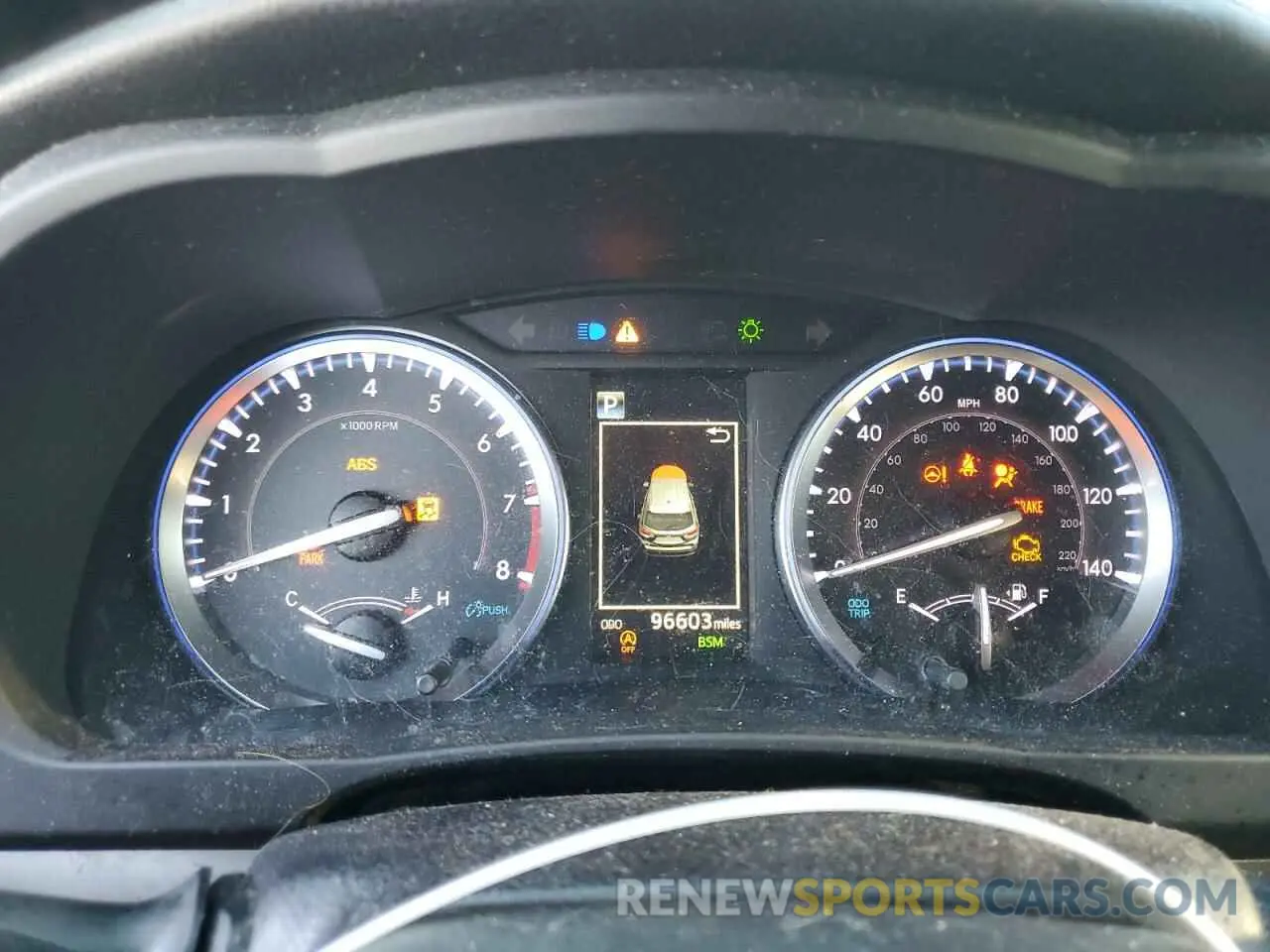 9 Photograph of a damaged car 5TDDZRFH7KS995692 TOYOTA HIGHLANDER 2019