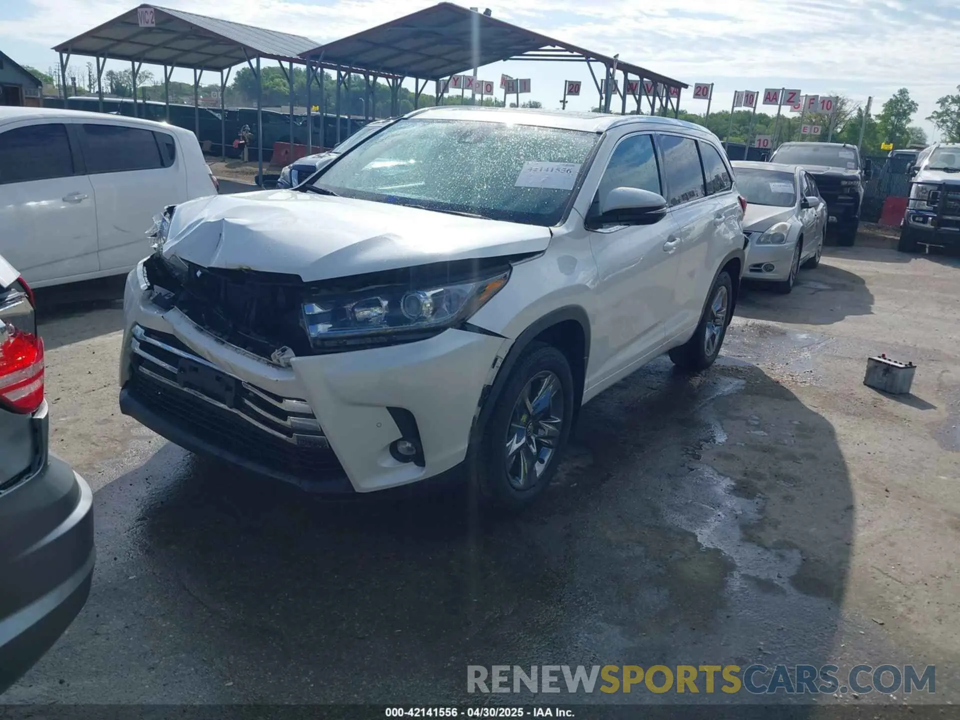 2 Photograph of a damaged car 5TDDZRFH8KS968209 TOYOTA HIGHLANDER 2019