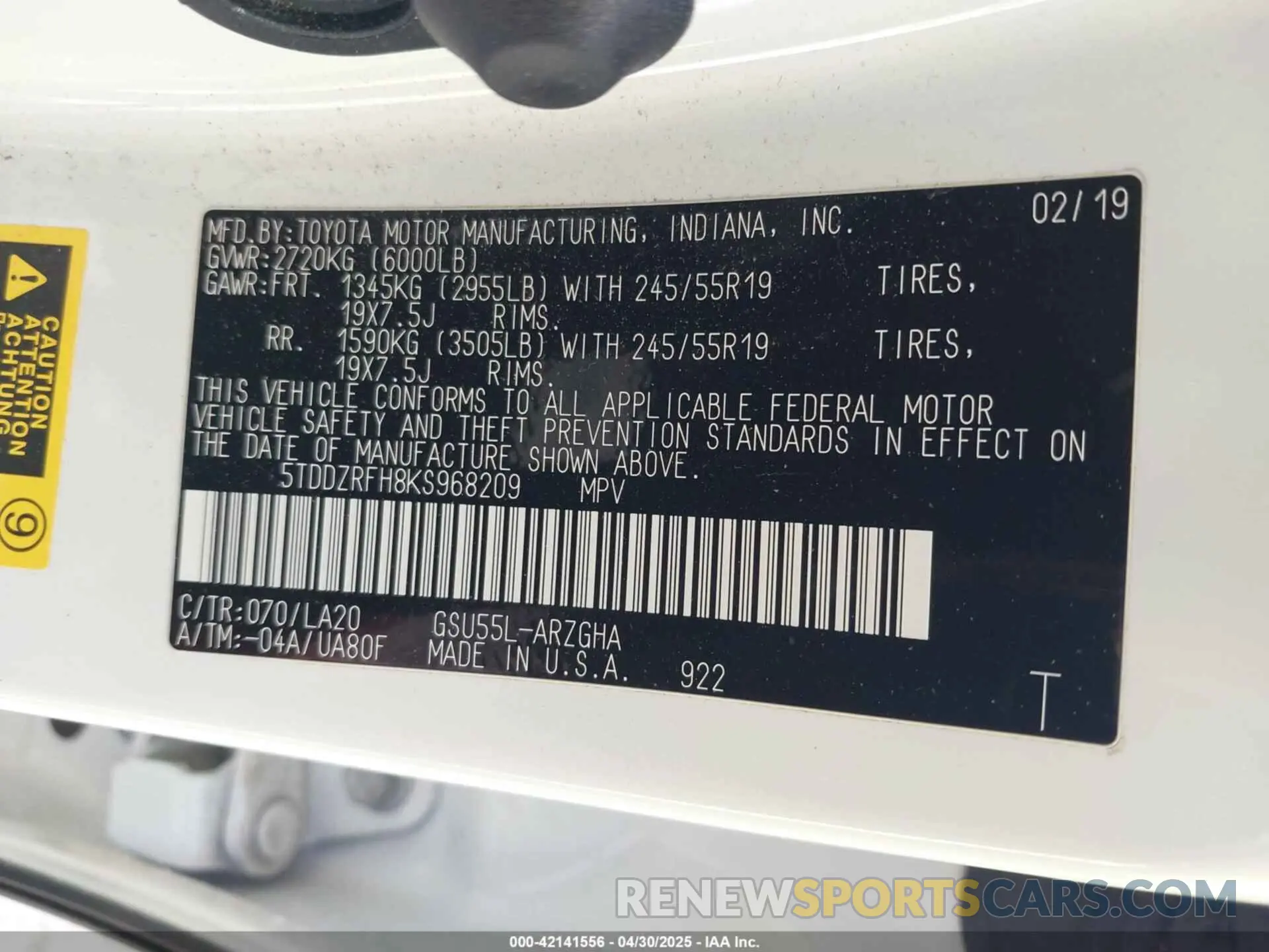 9 Photograph of a damaged car 5TDDZRFH8KS968209 TOYOTA HIGHLANDER 2019