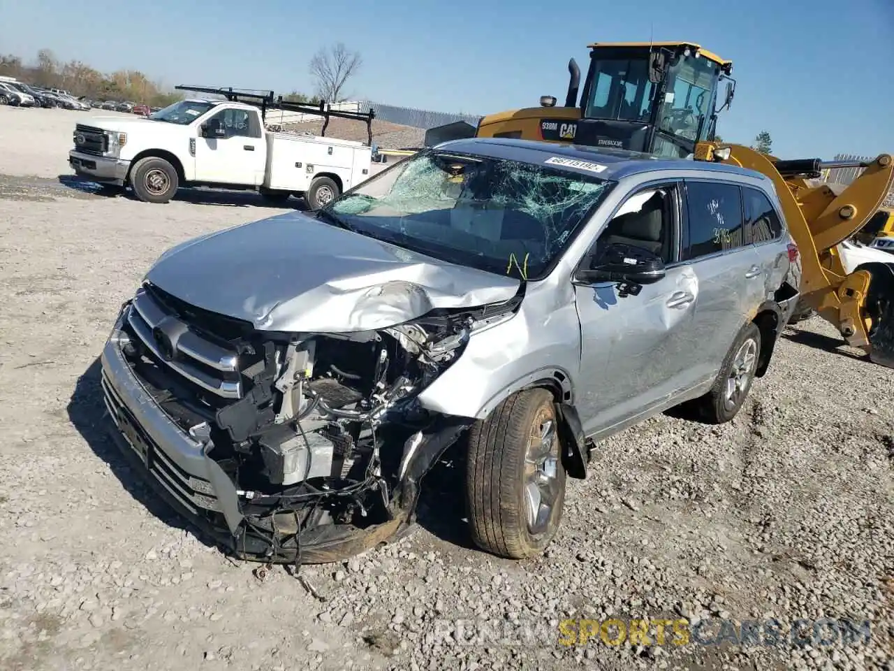 2 Photograph of a damaged car 5TDDZRFH8KS980148 TOYOTA HIGHLANDER 2019