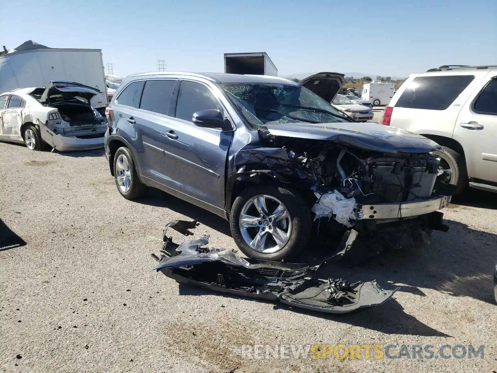 1 Photograph of a damaged car 5TDDZRFH9KS703671 TOYOTA HIGHLANDER 2019