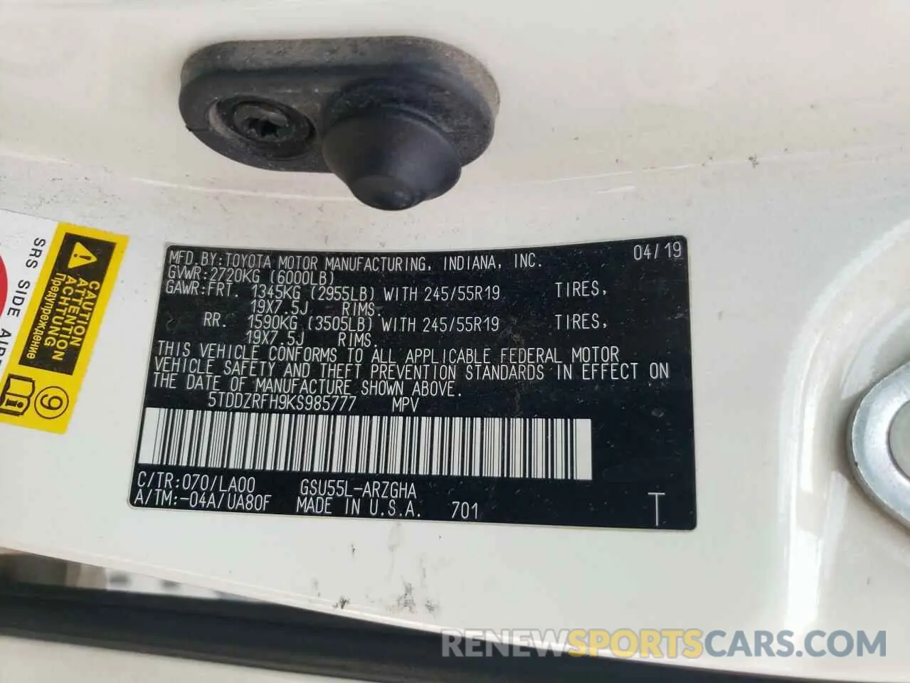 13 Photograph of a damaged car 5TDDZRFH9KS985777 TOYOTA HIGHLANDER 2019