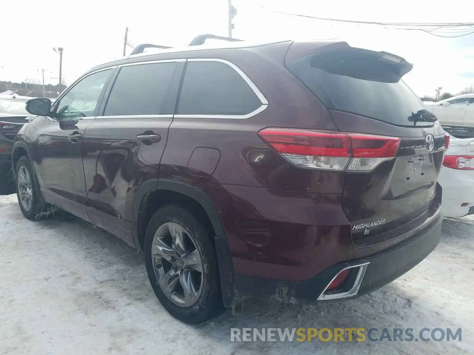 3 Photograph of a damaged car 5TDDZRFH9KS995998 TOYOTA HIGHLANDER 2019