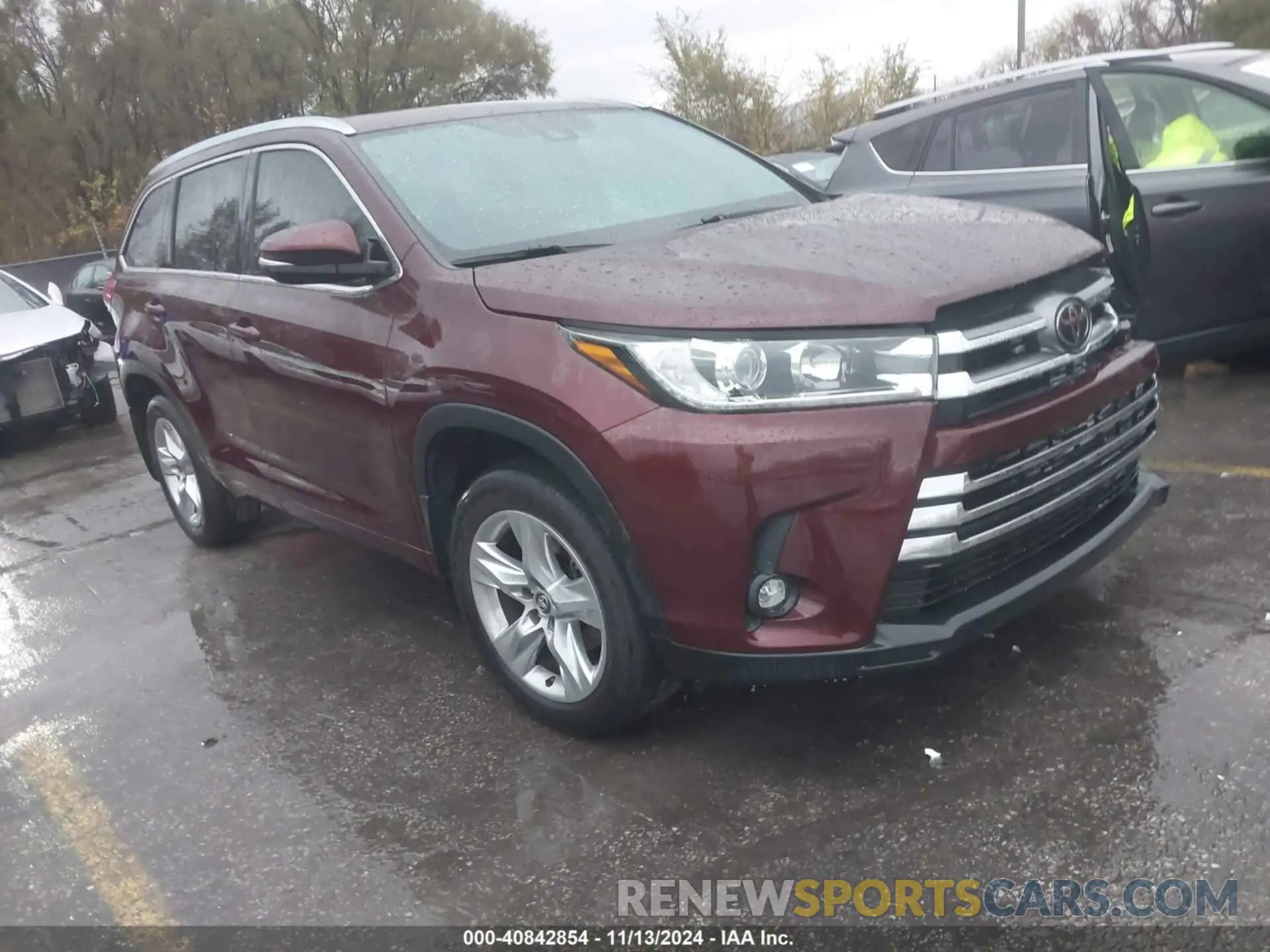 1 Photograph of a damaged car 5TDDZRFHXKS737098 TOYOTA HIGHLANDER 2019