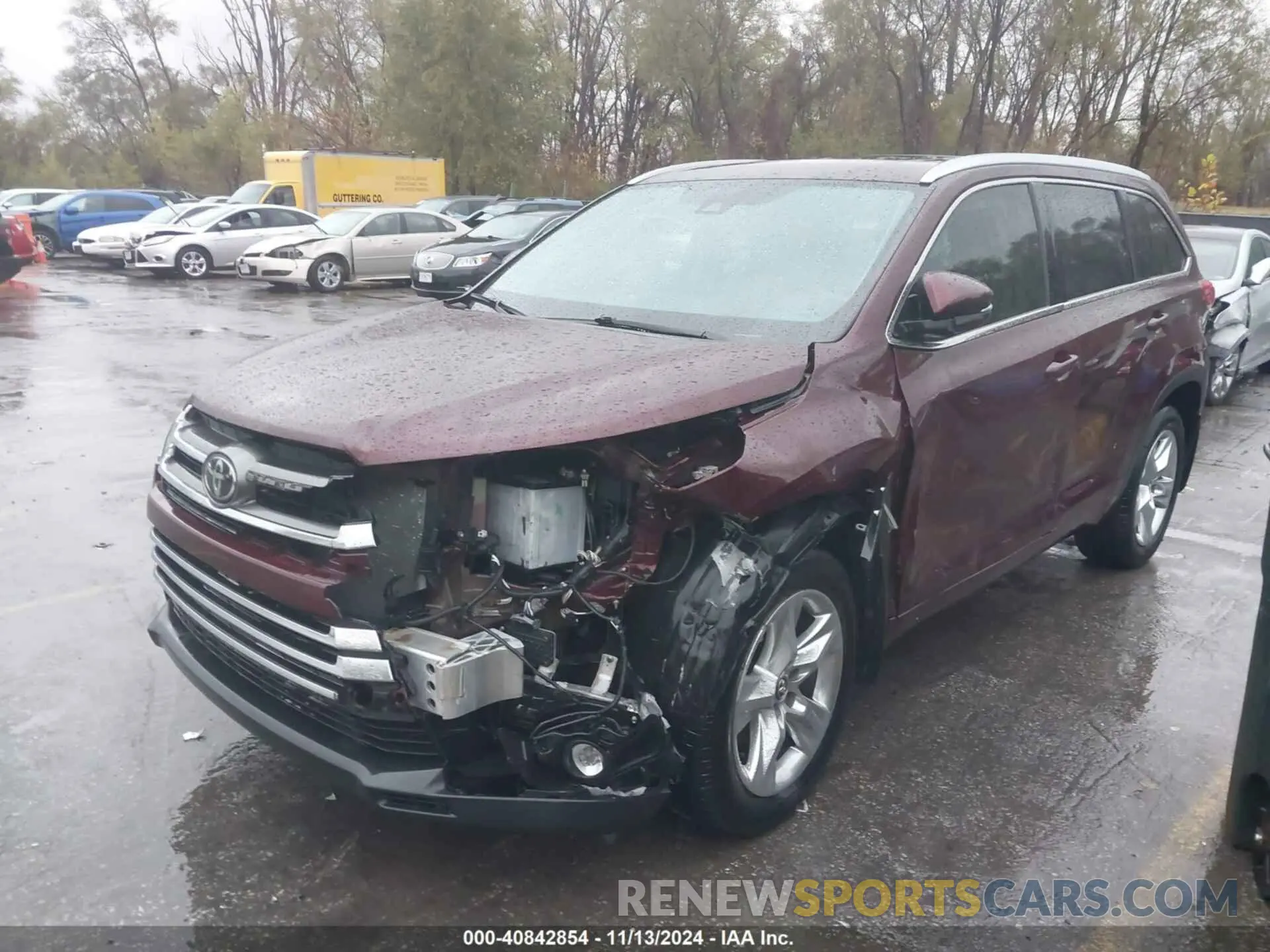 2 Photograph of a damaged car 5TDDZRFHXKS737098 TOYOTA HIGHLANDER 2019