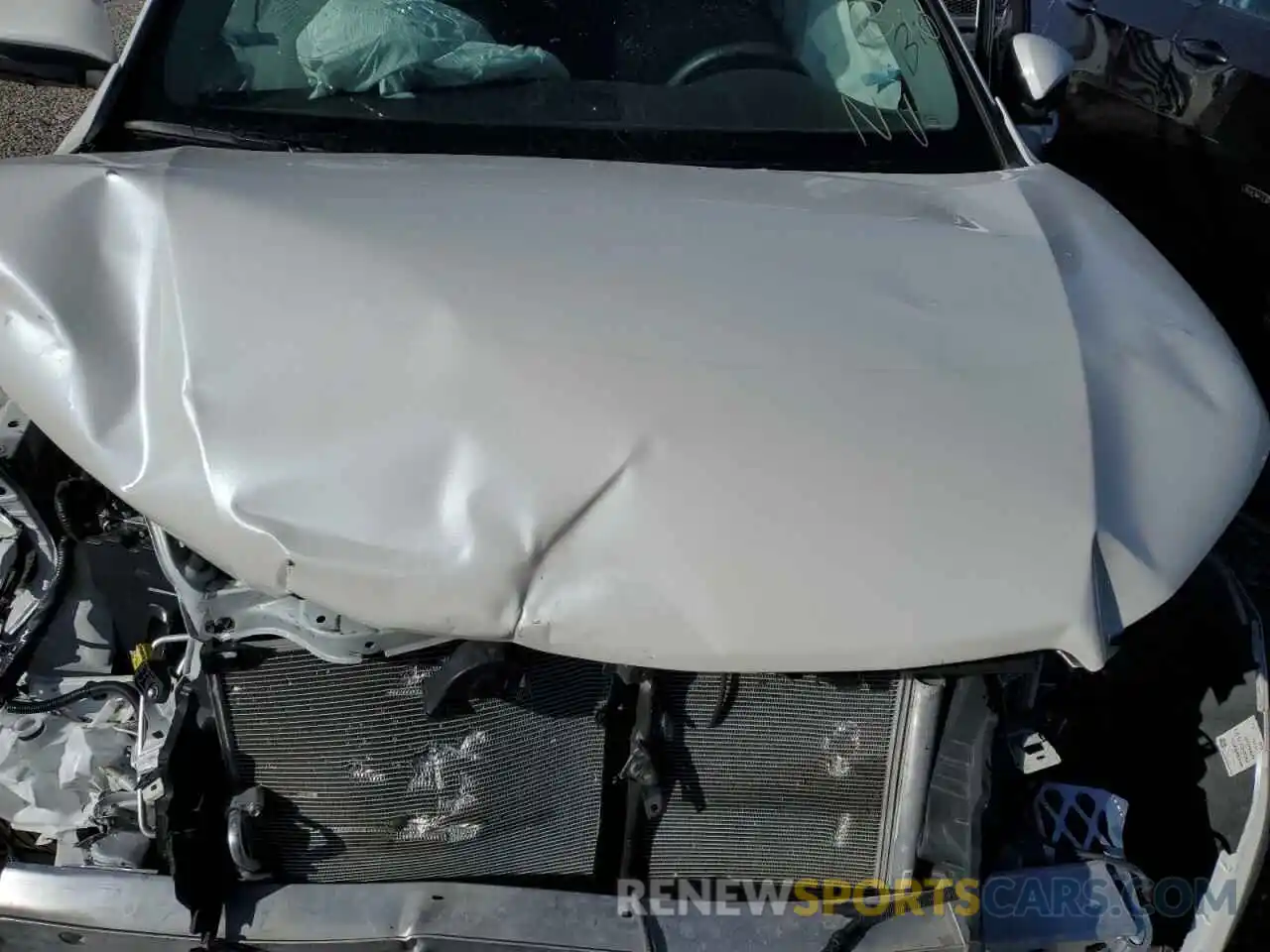 7 Photograph of a damaged car 5TDDZRFHXKS917309 TOYOTA HIGHLANDER 2019