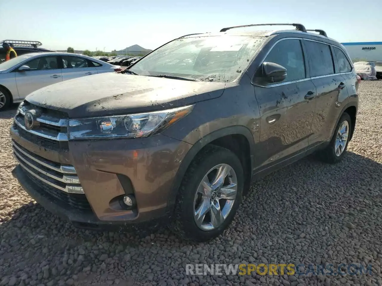 1 Photograph of a damaged car 5TDDZRFHXKS995900 TOYOTA HIGHLANDER 2019