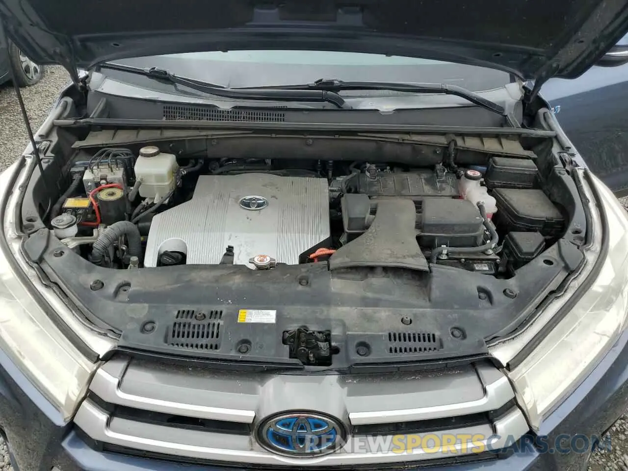 12 Photograph of a damaged car 5TDJGRFH0KS074326 TOYOTA HIGHLANDER 2019