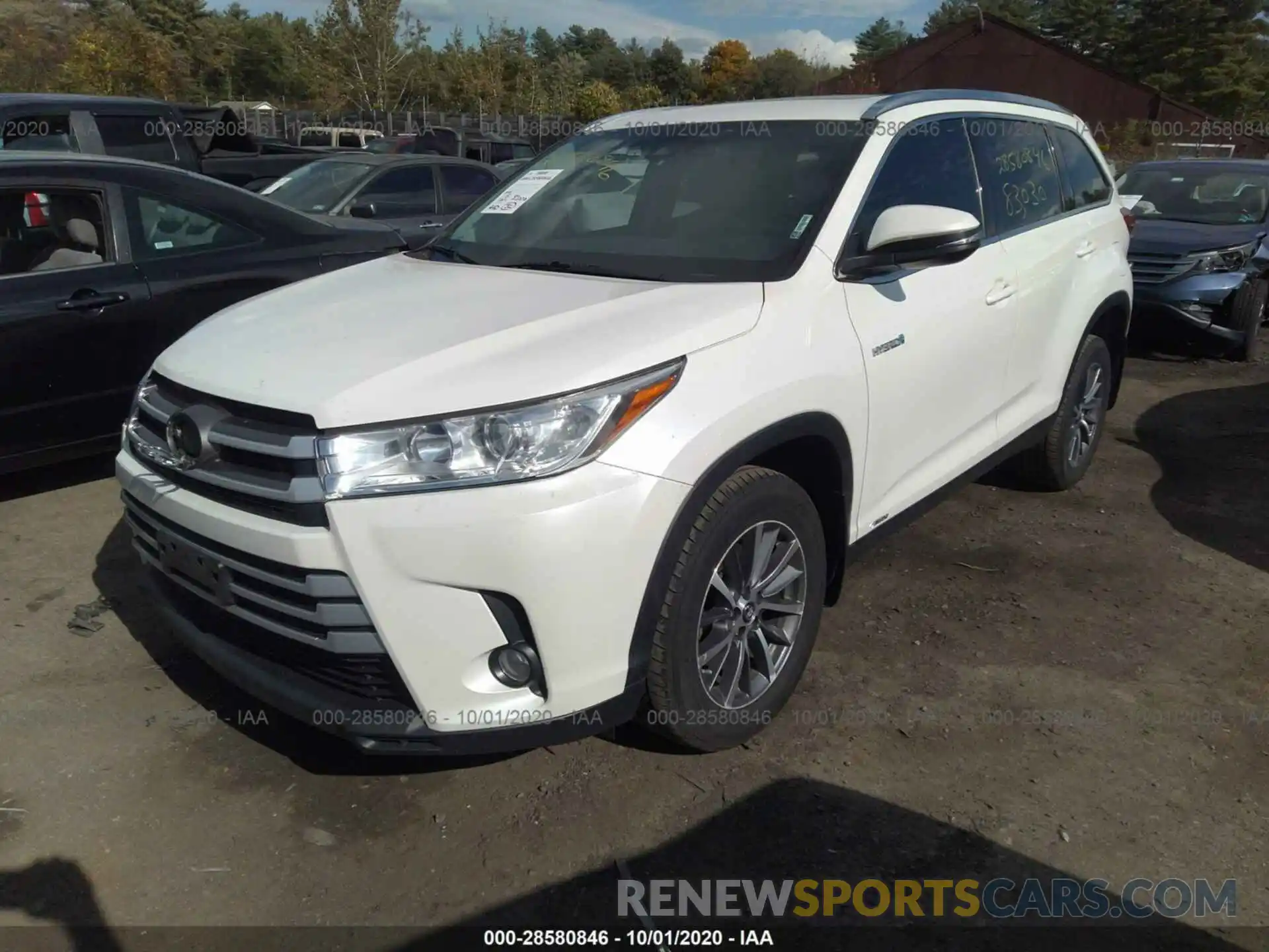 2 Photograph of a damaged car 5TDJGRFH1KS053338 TOYOTA HIGHLANDER 2019