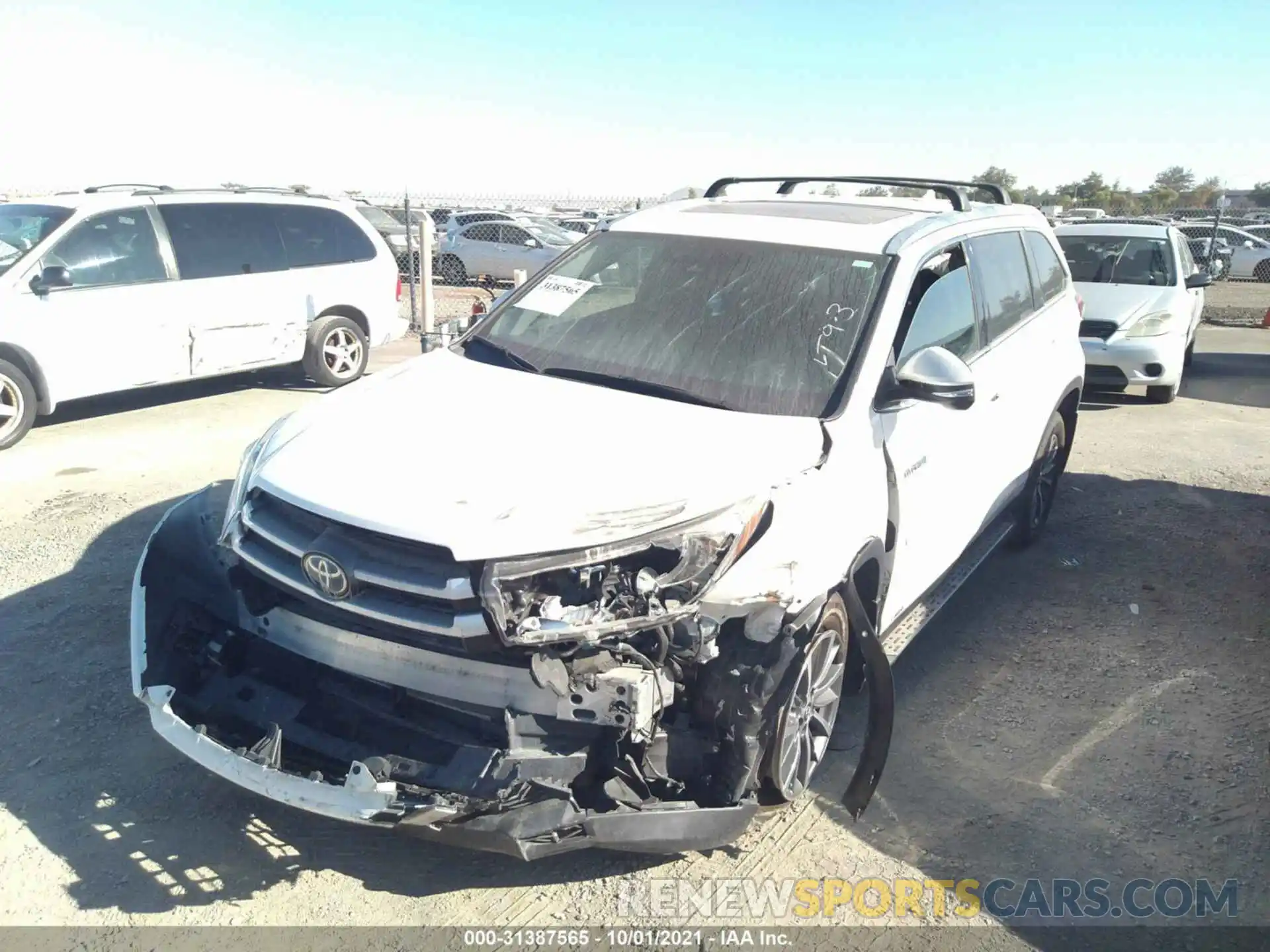 6 Photograph of a damaged car 5TDJGRFH1KS067515 TOYOTA HIGHLANDER 2019