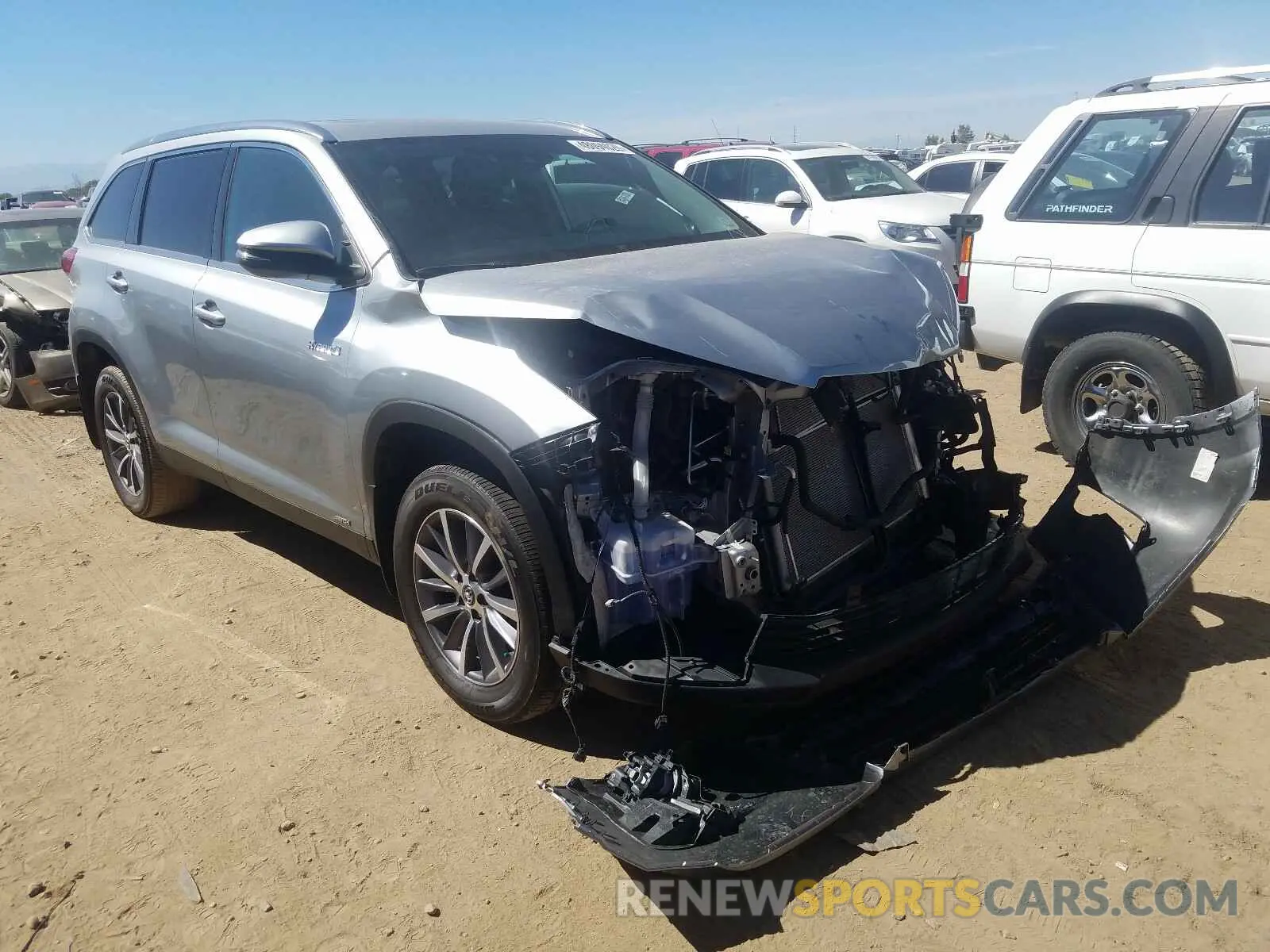 1 Photograph of a damaged car 5TDJGRFH3KS059299 TOYOTA HIGHLANDER 2019