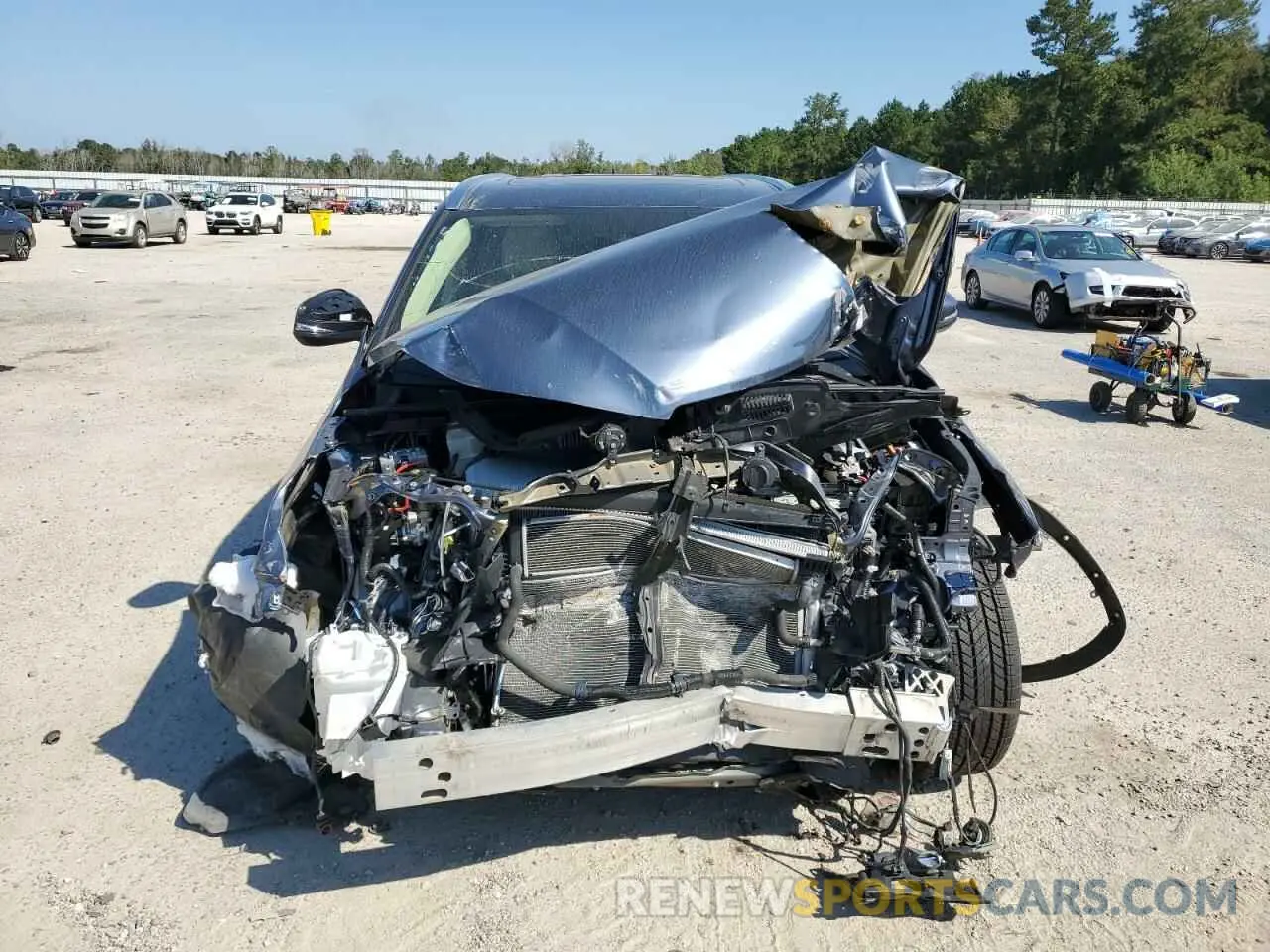 5 Photograph of a damaged car 5TDJGRFH4KS062468 TOYOTA HIGHLANDER 2019