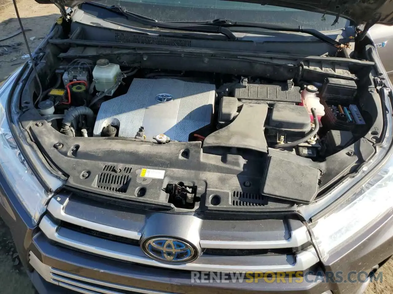 12 Photograph of a damaged car 5TDJGRFH4KS072823 TOYOTA HIGHLANDER 2019