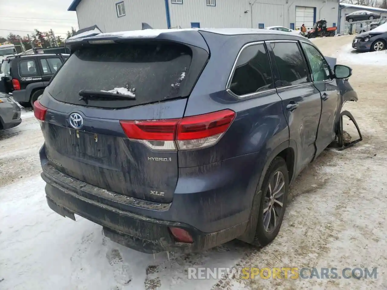 4 Photograph of a damaged car 5TDJGRFH5KS072460 TOYOTA HIGHLANDER 2019