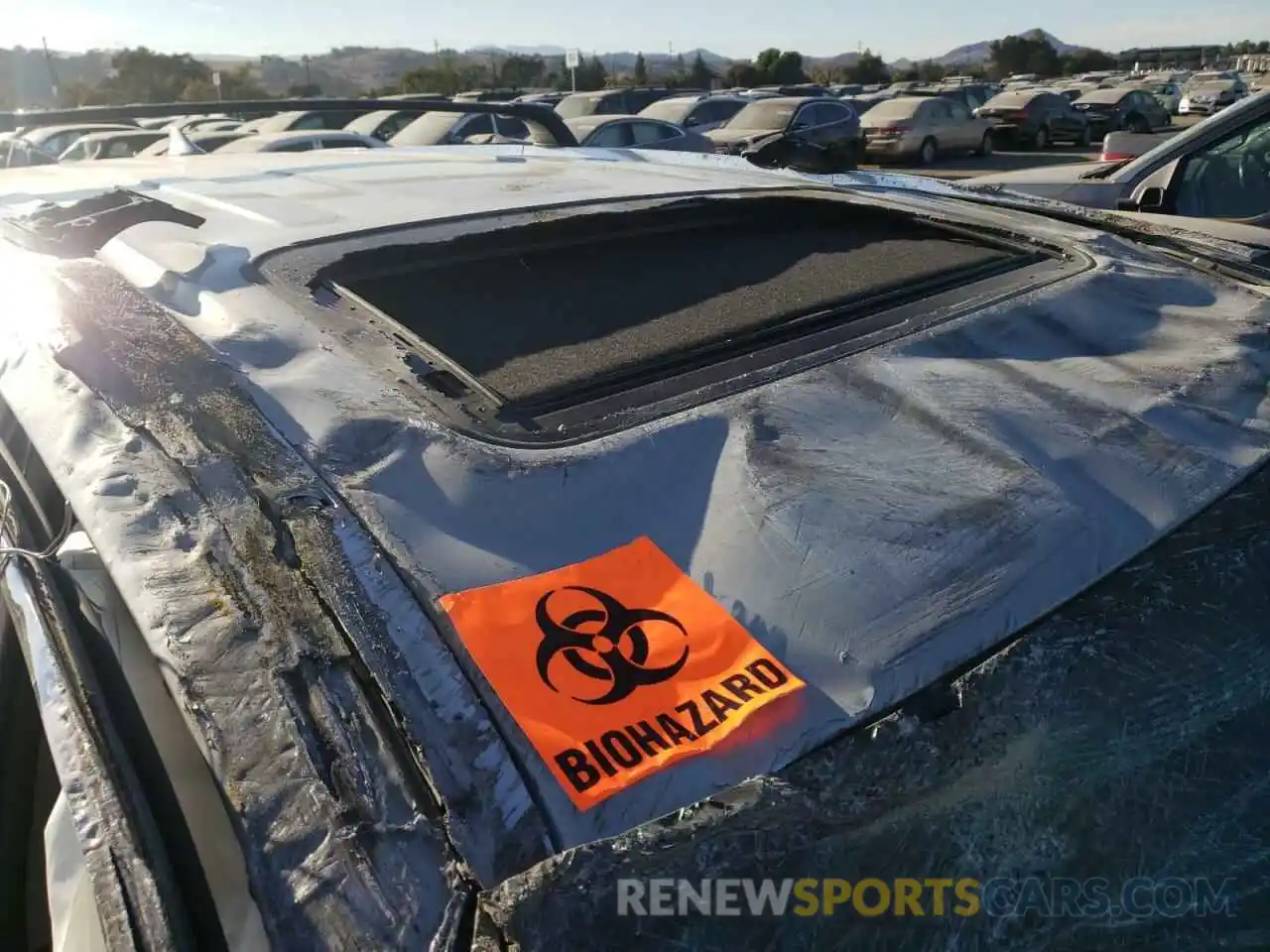 9 Photograph of a damaged car 5TDJGRFH7KS073836 TOYOTA HIGHLANDER 2019