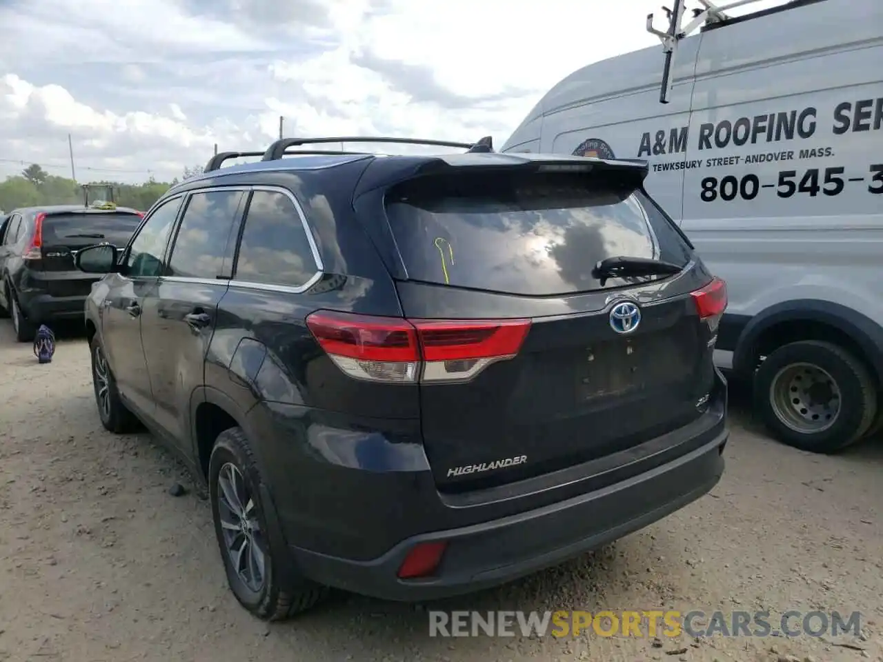 3 Photograph of a damaged car 5TDJGRFH7KS076591 TOYOTA HIGHLANDER 2019