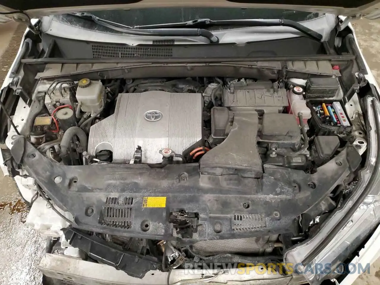 12 Photograph of a damaged car 5TDJGRFH8KS052610 TOYOTA HIGHLANDER 2019