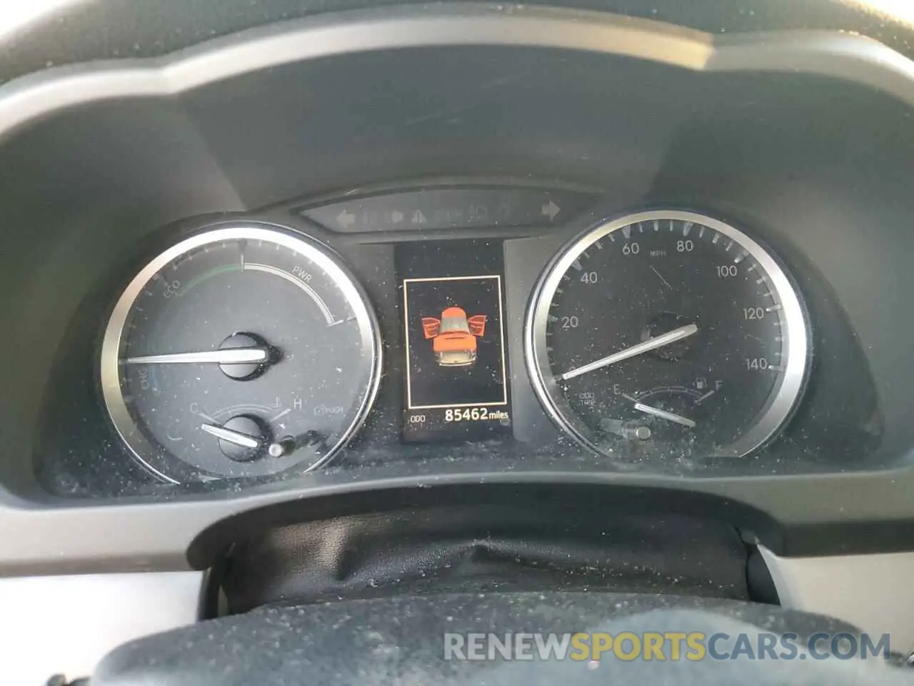9 Photograph of a damaged car 5TDJGRFH8KS057323 TOYOTA HIGHLANDER 2019