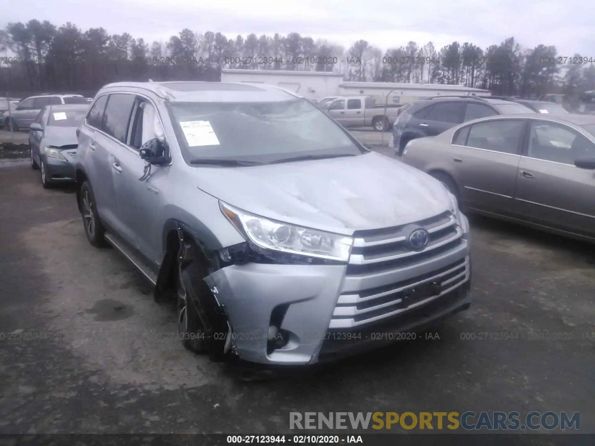 6 Photograph of a damaged car 5TDJGRFH8KS058097 TOYOTA HIGHLANDER 2019