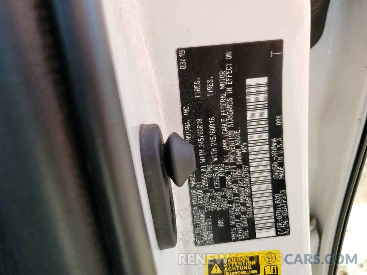13 Photograph of a damaged car 5TDJGRFH8KS063767 TOYOTA HIGHLANDER 2019