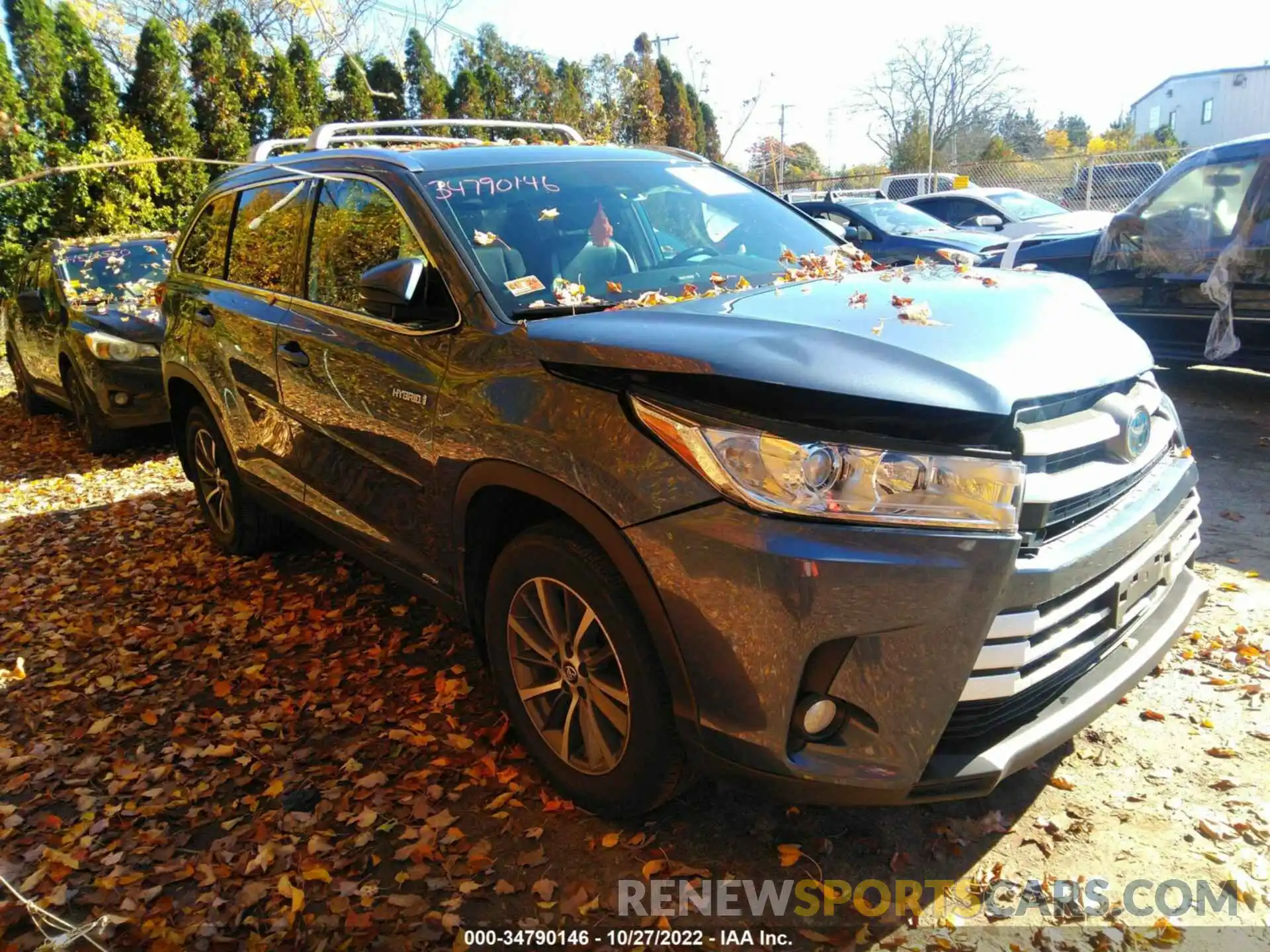 1 Photograph of a damaged car 5TDJGRFH9KS058108 TOYOTA HIGHLANDER 2019