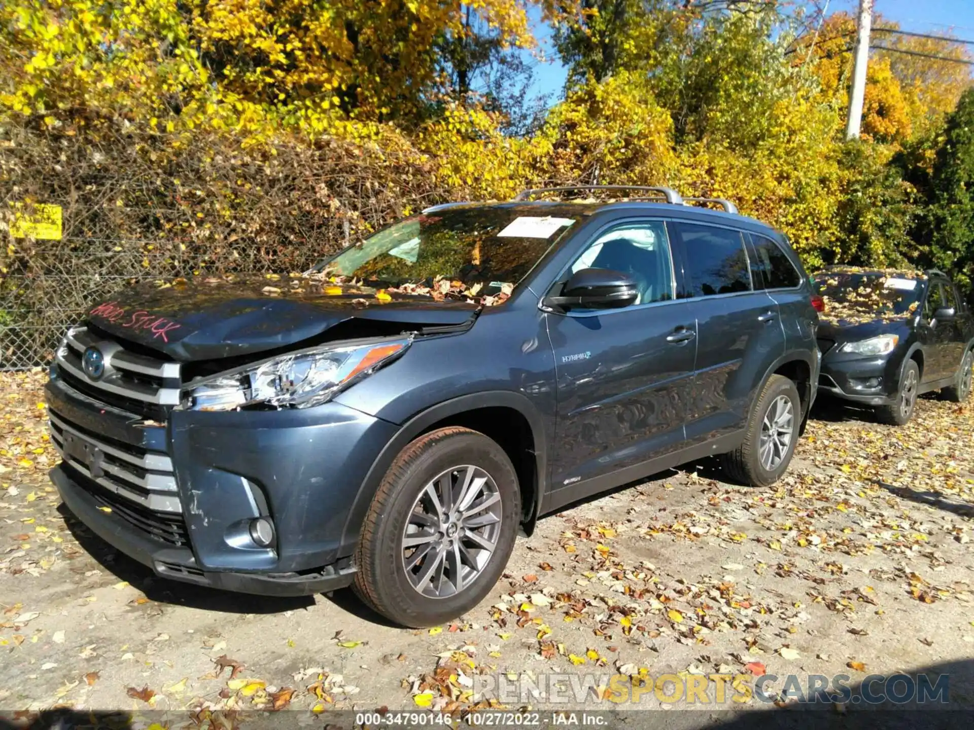 2 Photograph of a damaged car 5TDJGRFH9KS058108 TOYOTA HIGHLANDER 2019