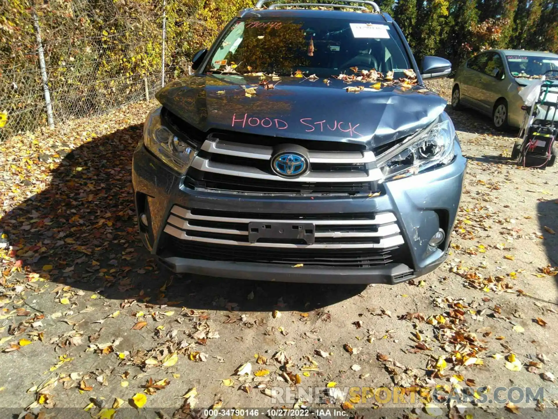 6 Photograph of a damaged car 5TDJGRFH9KS058108 TOYOTA HIGHLANDER 2019