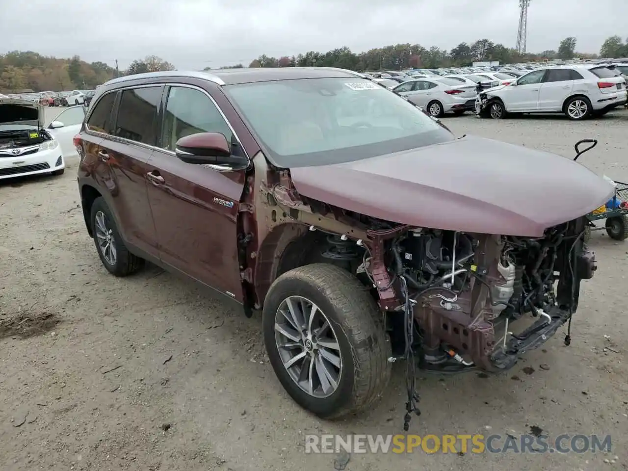 1 Photograph of a damaged car 5TDJGRFHXKS066007 TOYOTA HIGHLANDER 2019