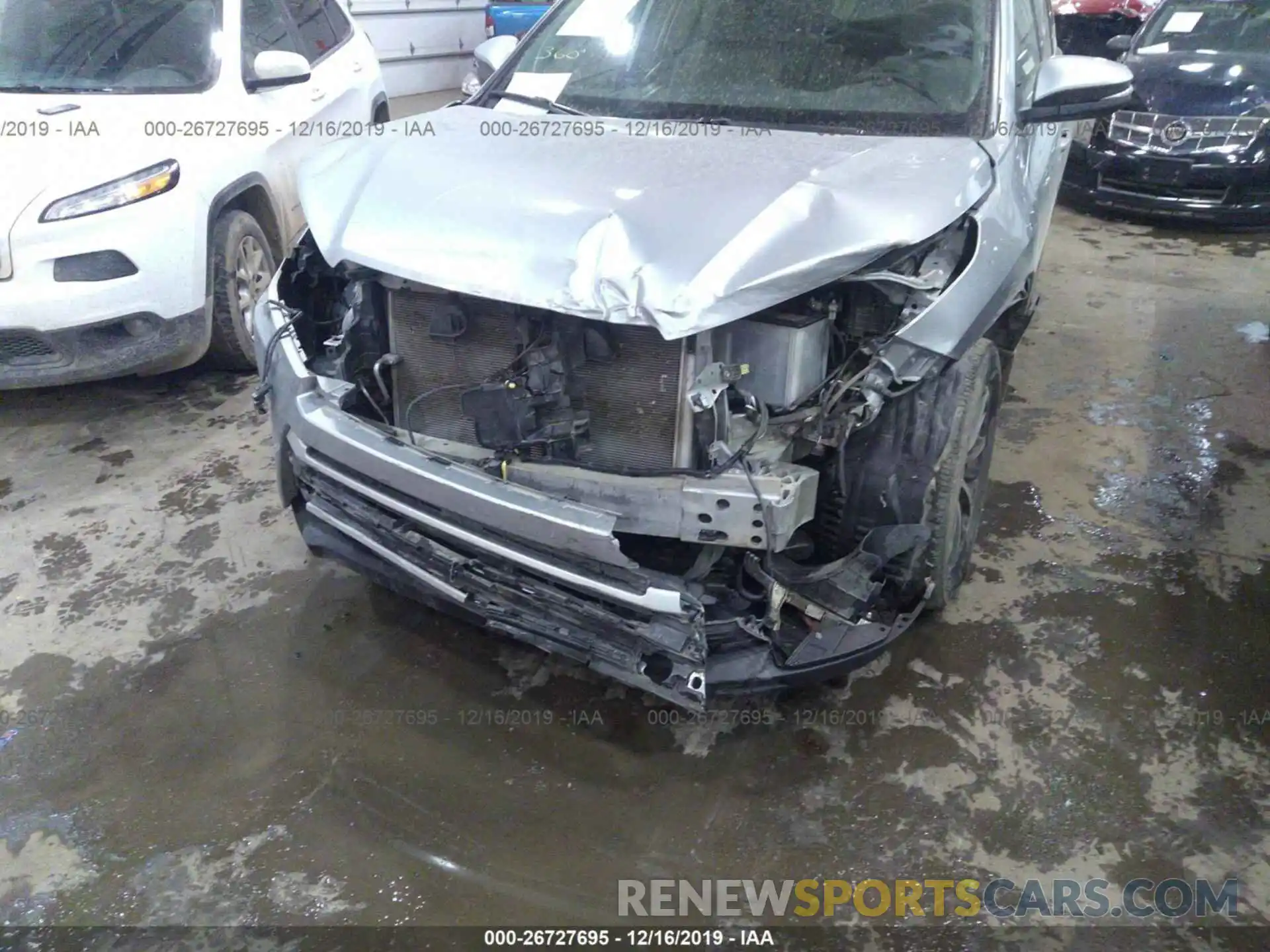 6 Photograph of a damaged car 5TDJZRFH0KS565103 TOYOTA HIGHLANDER 2019