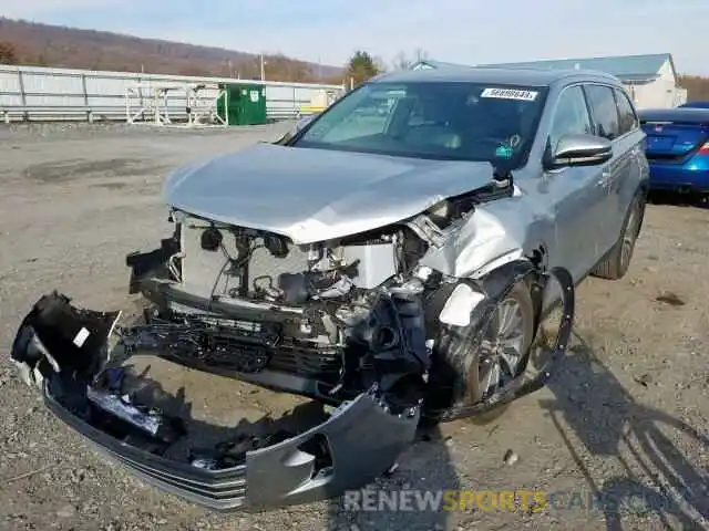 2 Photograph of a damaged car 5TDJZRFH0KS569295 TOYOTA HIGHLANDER 2019