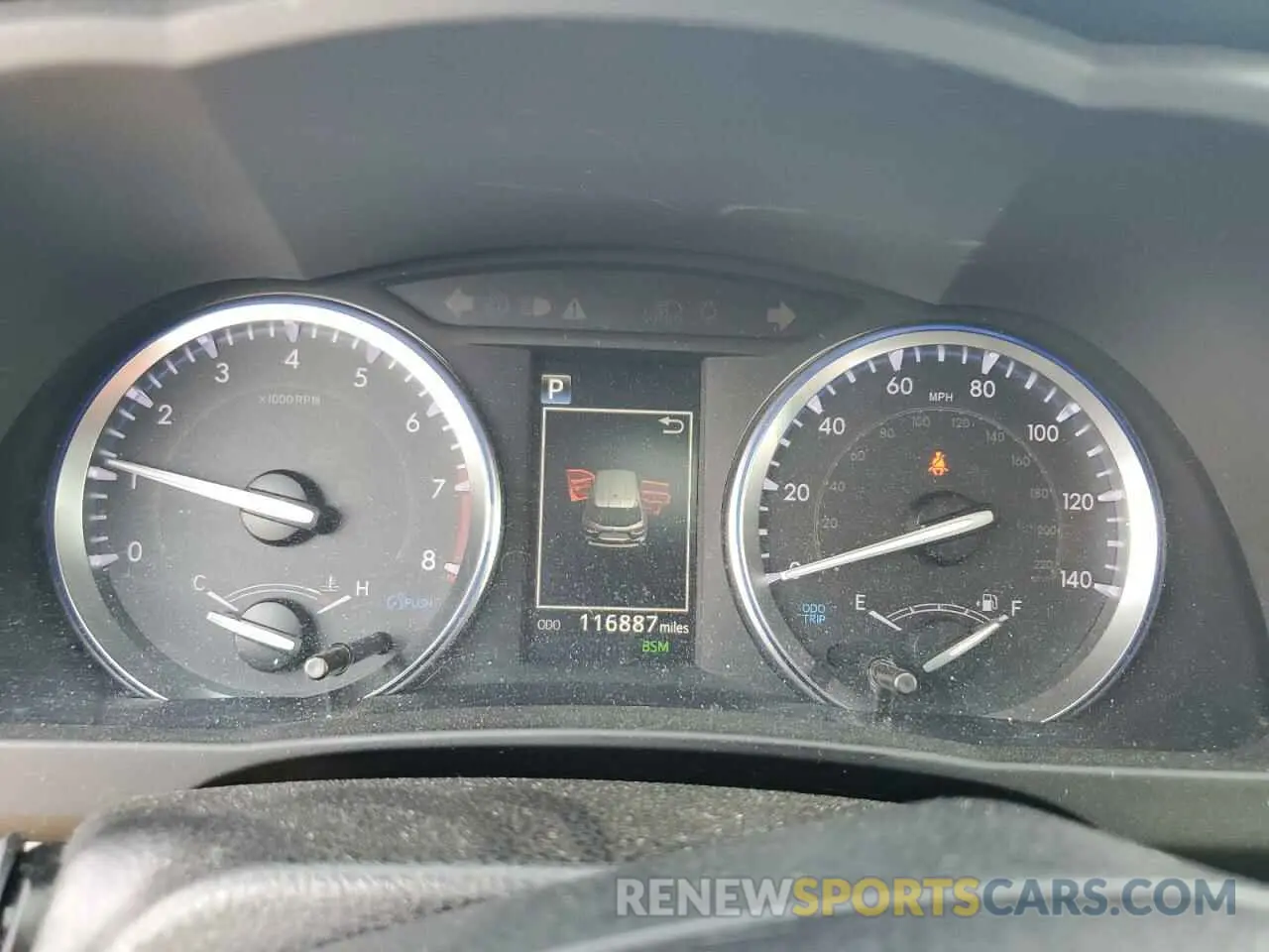 9 Photograph of a damaged car 5TDJZRFH0KS582984 TOYOTA HIGHLANDER 2019