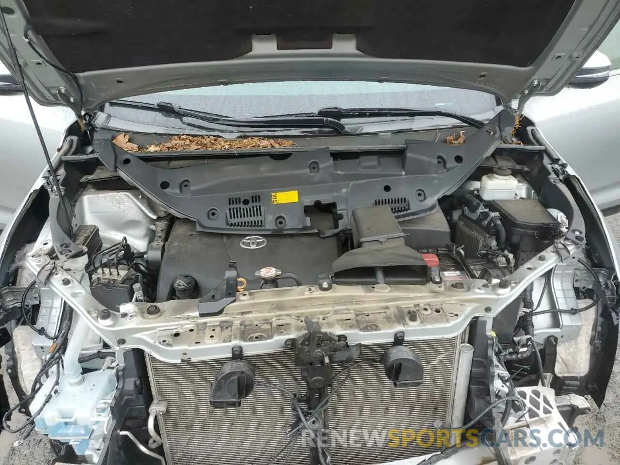 12 Photograph of a damaged car 5TDJZRFH0KS591068 TOYOTA HIGHLANDER 2019