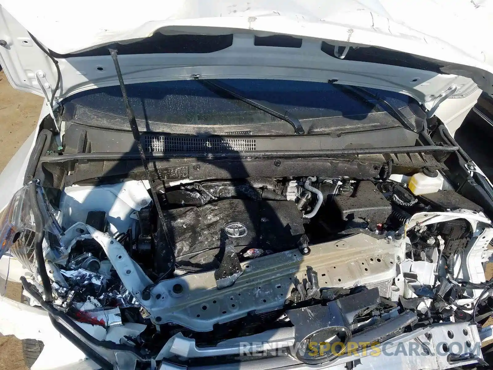 7 Photograph of a damaged car 5TDJZRFH0KS611089 TOYOTA HIGHLANDER 2019