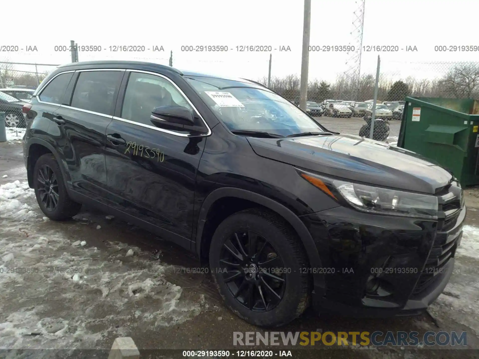 1 Photograph of a damaged car 5TDJZRFH0KS611867 TOYOTA HIGHLANDER 2019