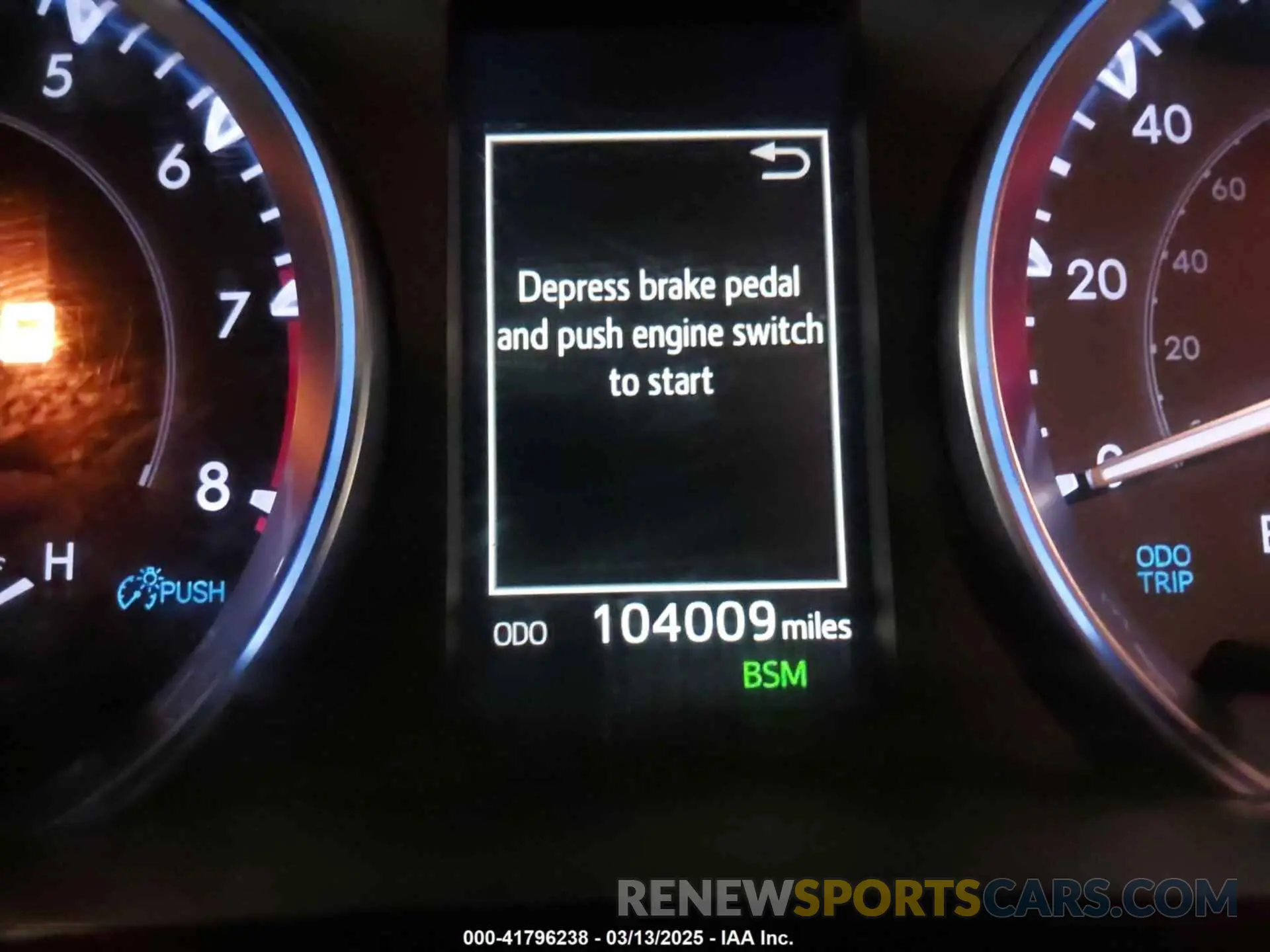 15 Photograph of a damaged car 5TDJZRFH0KS706882 TOYOTA HIGHLANDER 2019