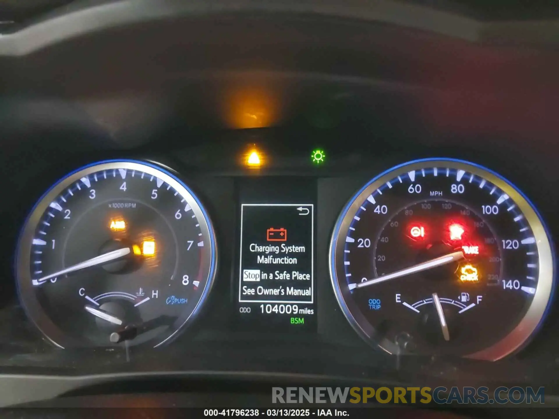 7 Photograph of a damaged car 5TDJZRFH0KS706882 TOYOTA HIGHLANDER 2019