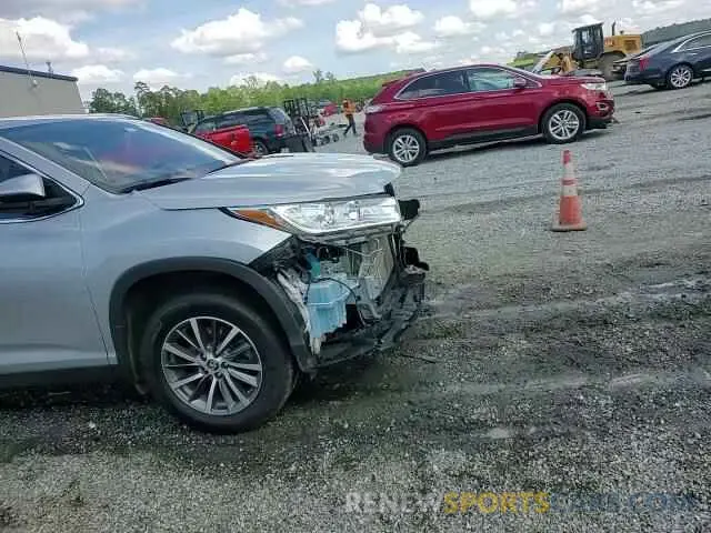 14 Photograph of a damaged car 5TDJZRFH1KS590379 TOYOTA HIGHLANDER 2019