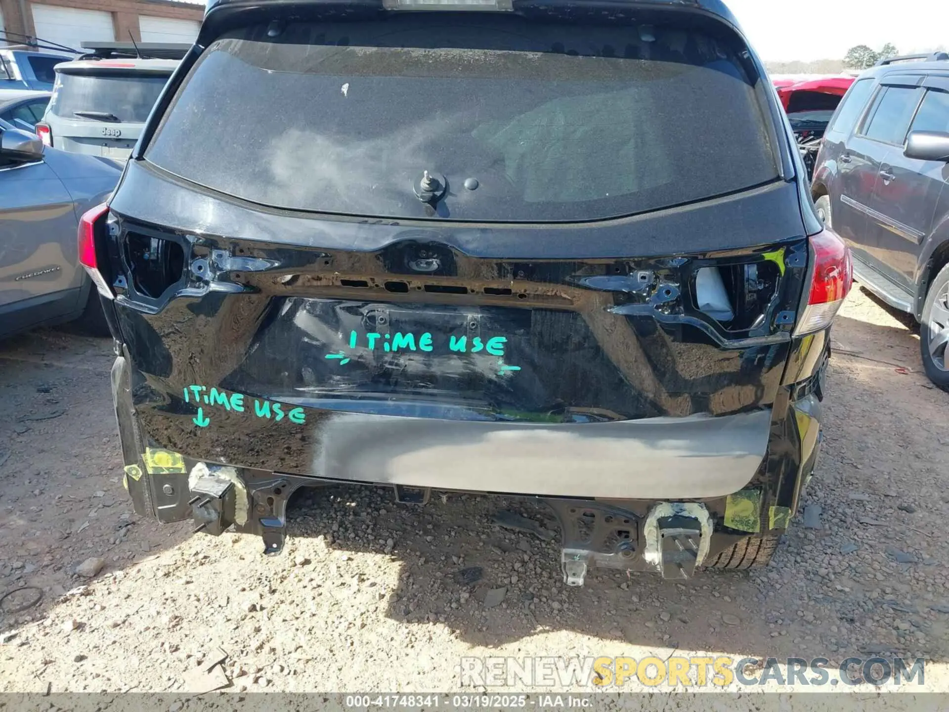 6 Photograph of a damaged car 5TDJZRFH1KS603437 TOYOTA HIGHLANDER 2019