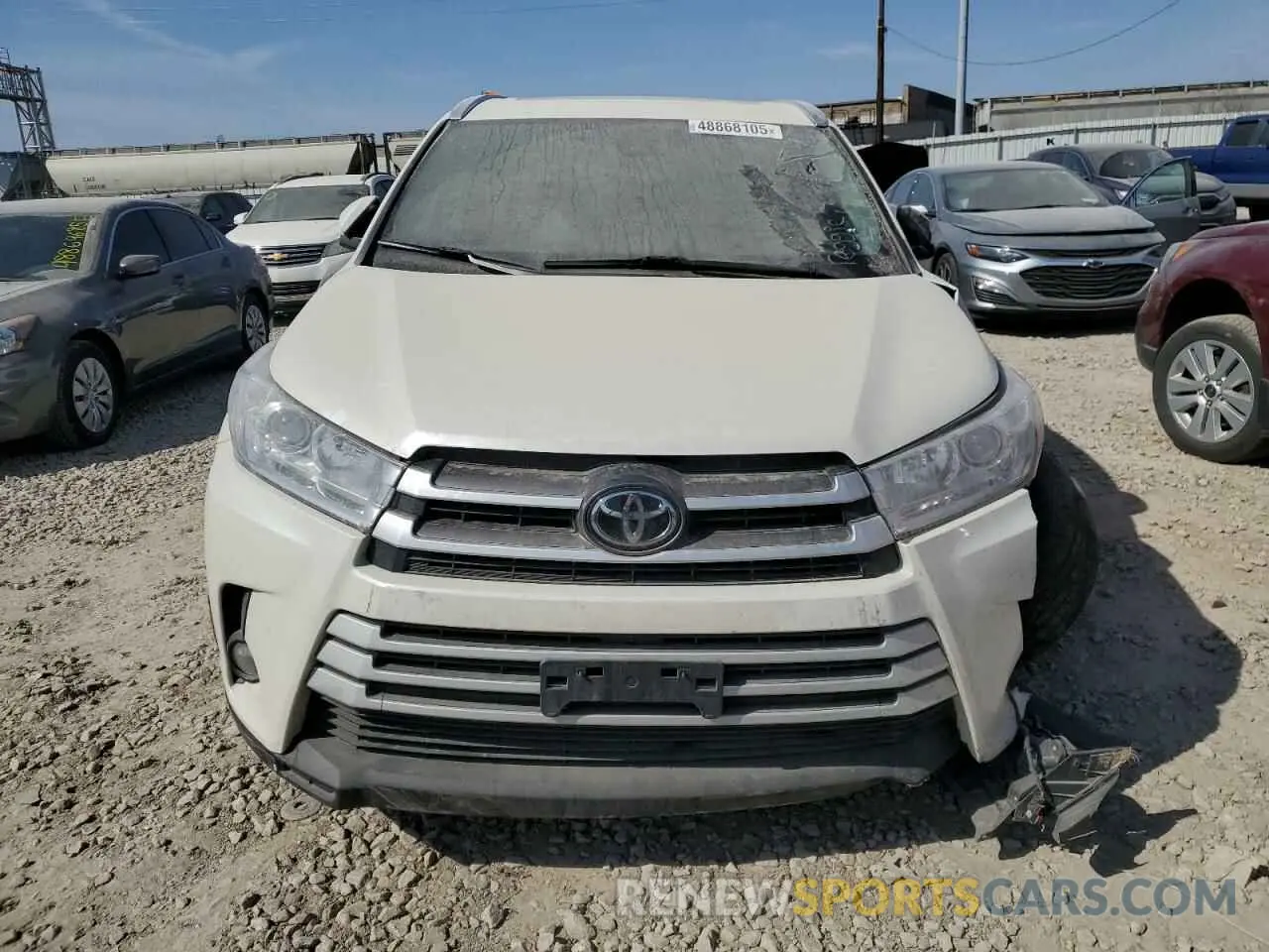 5 Photograph of a damaged car 5TDJZRFH1KS612669 TOYOTA HIGHLANDER 2019