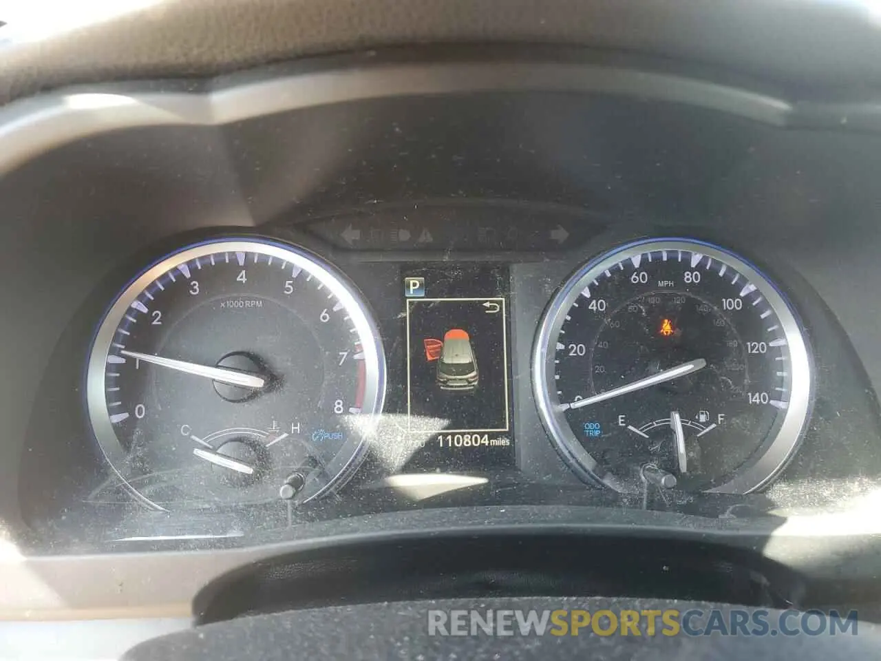 9 Photograph of a damaged car 5TDJZRFH1KS991950 TOYOTA HIGHLANDER 2019