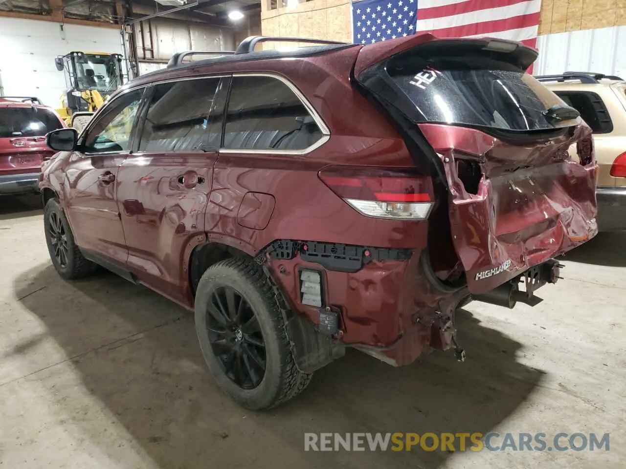 2 Photograph of a damaged car 5TDJZRFH2KS571288 TOYOTA HIGHLANDER 2019