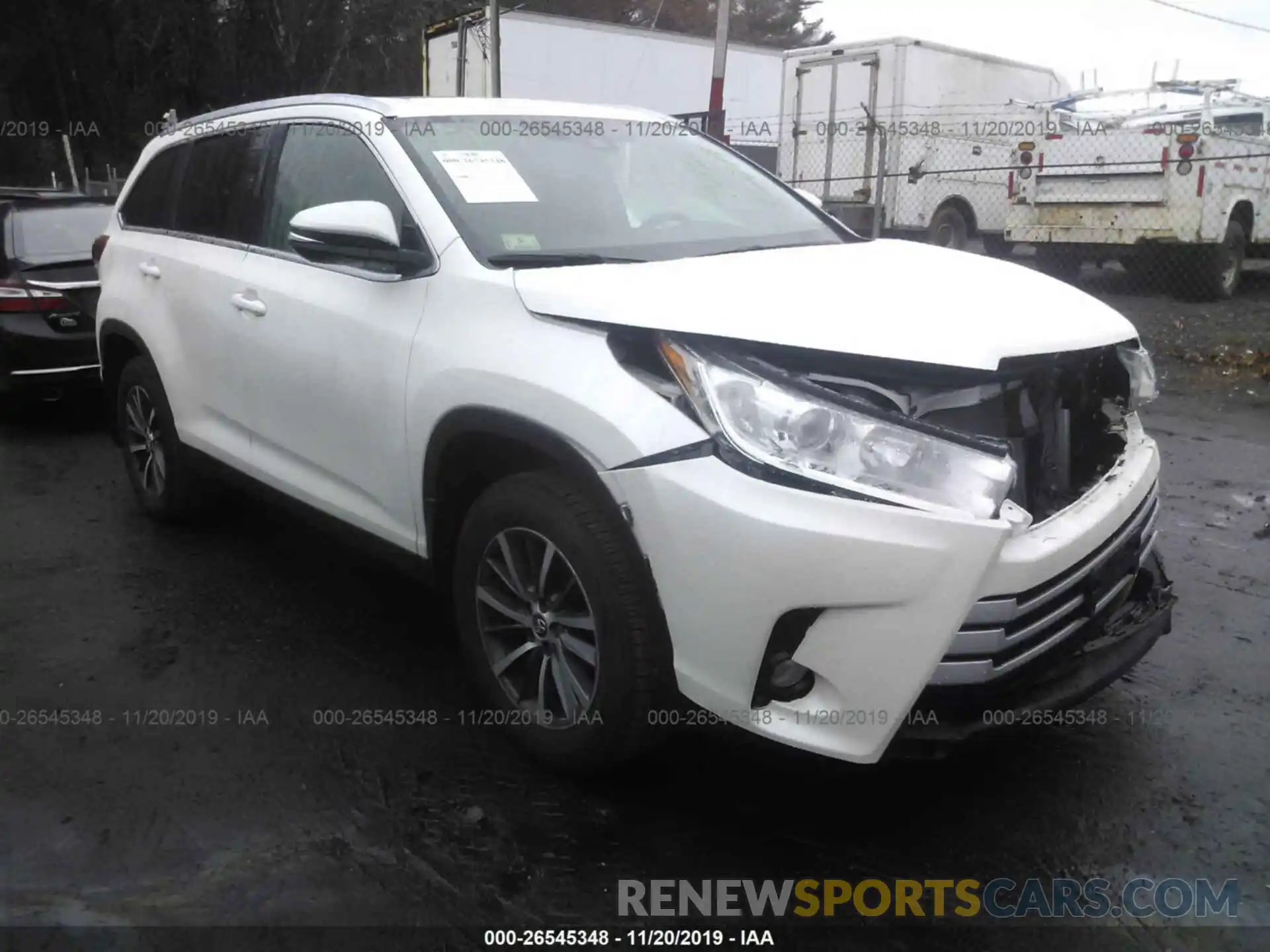 1 Photograph of a damaged car 5TDJZRFH2KS587197 TOYOTA HIGHLANDER 2019