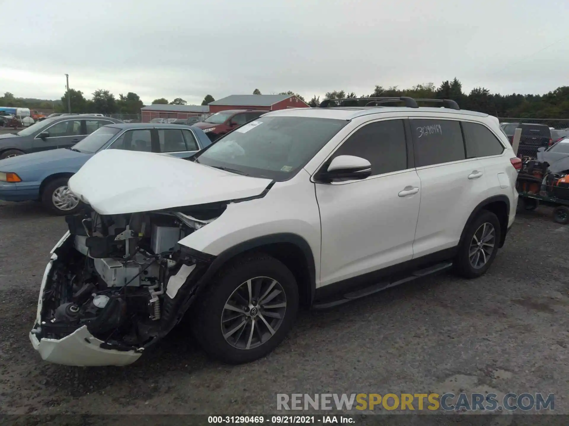 2 Photograph of a damaged car 5TDJZRFH2KS599561 TOYOTA HIGHLANDER 2019