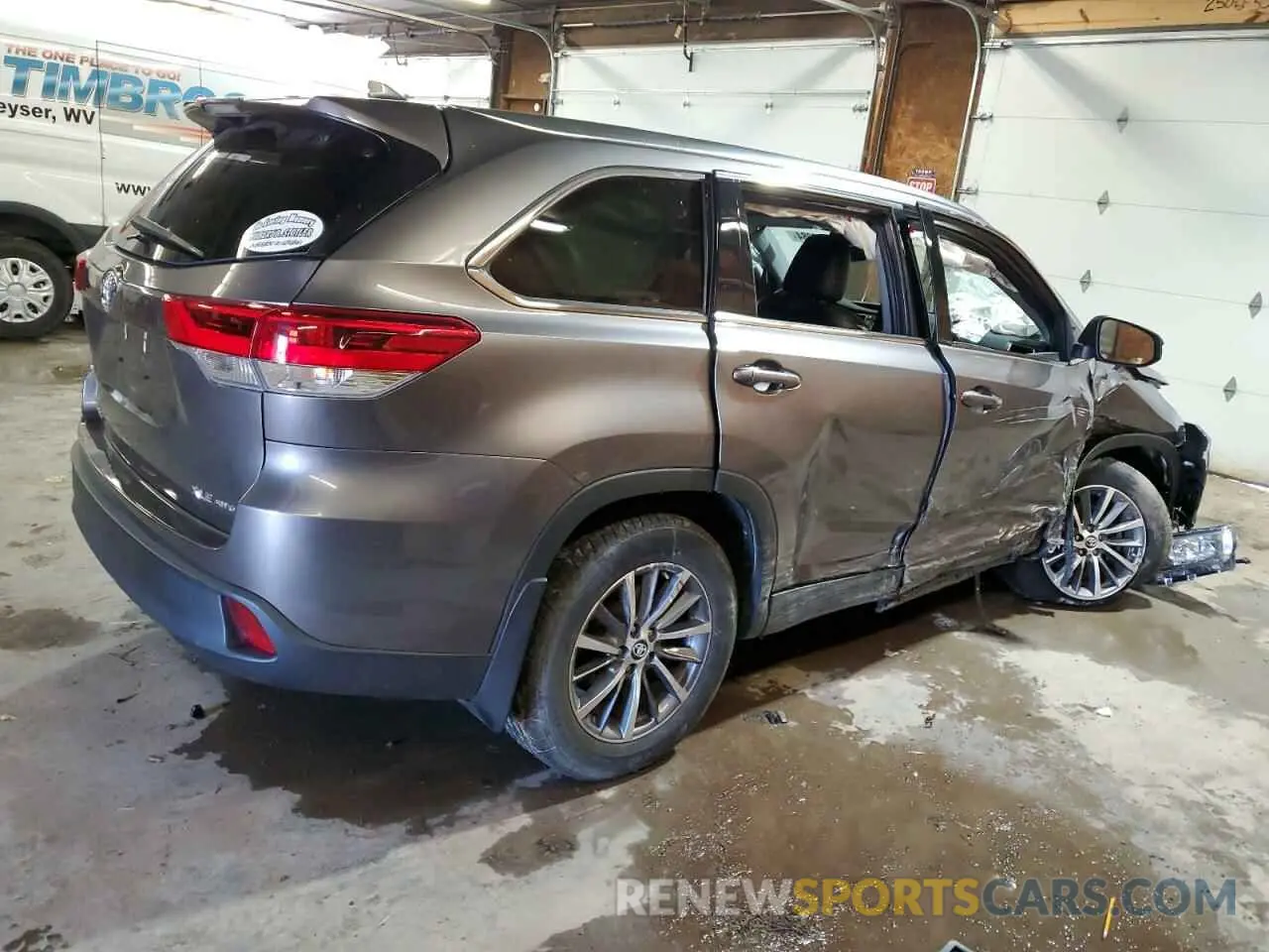 3 Photograph of a damaged car 5TDJZRFH2KS614866 TOYOTA HIGHLANDER 2019