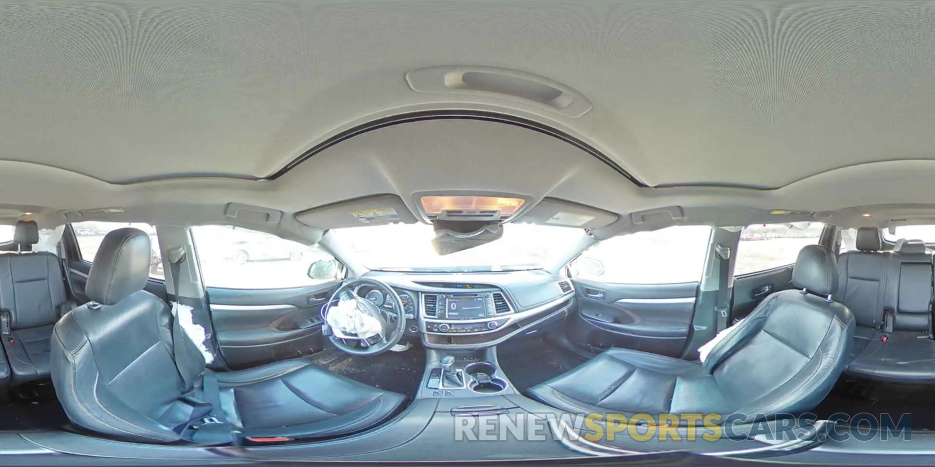 14 Photograph of a damaged car 5TDJZRFH2KS618092 TOYOTA HIGHLANDER 2019