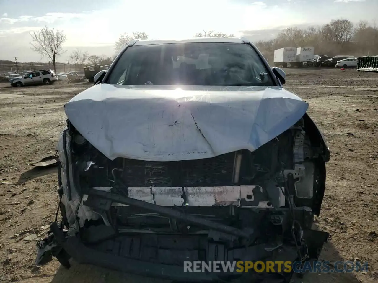 5 Photograph of a damaged car 5TDJZRFH2KS618092 TOYOTA HIGHLANDER 2019