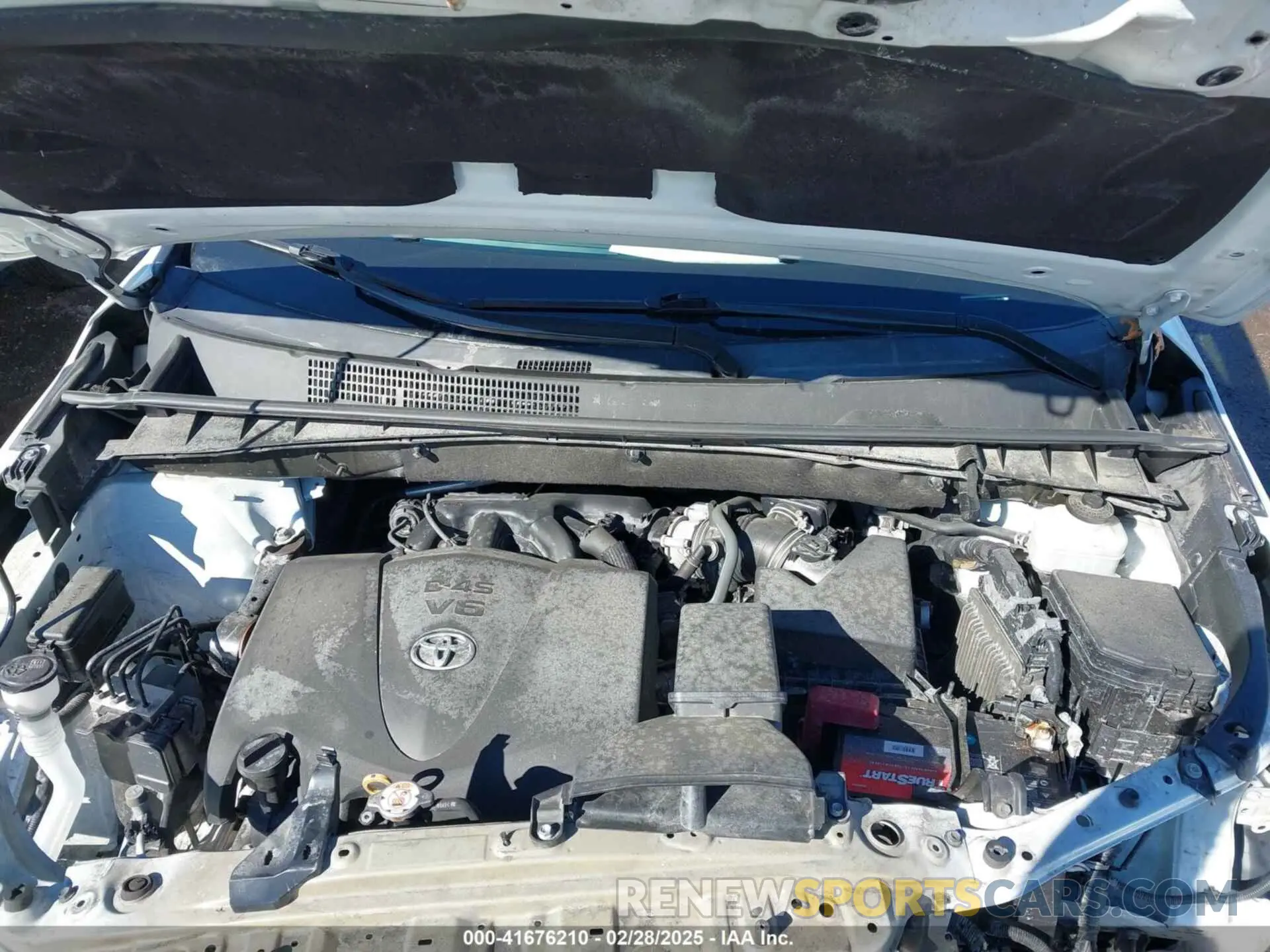 10 Photograph of a damaged car 5TDJZRFH2KS623101 TOYOTA HIGHLANDER 2019