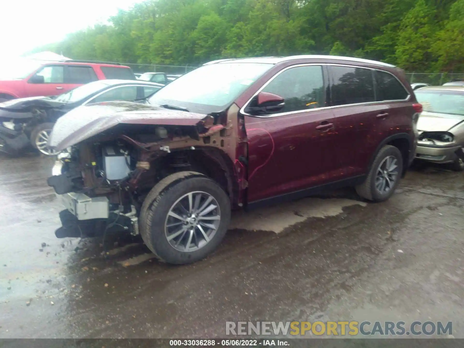 2 Photograph of a damaged car 5TDJZRFH2KS927626 TOYOTA HIGHLANDER 2019