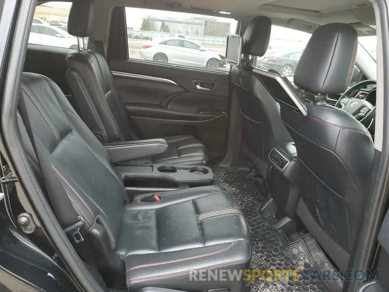 11 Photograph of a damaged car 5TDJZRFH2KS963669 TOYOTA HIGHLANDER 2019