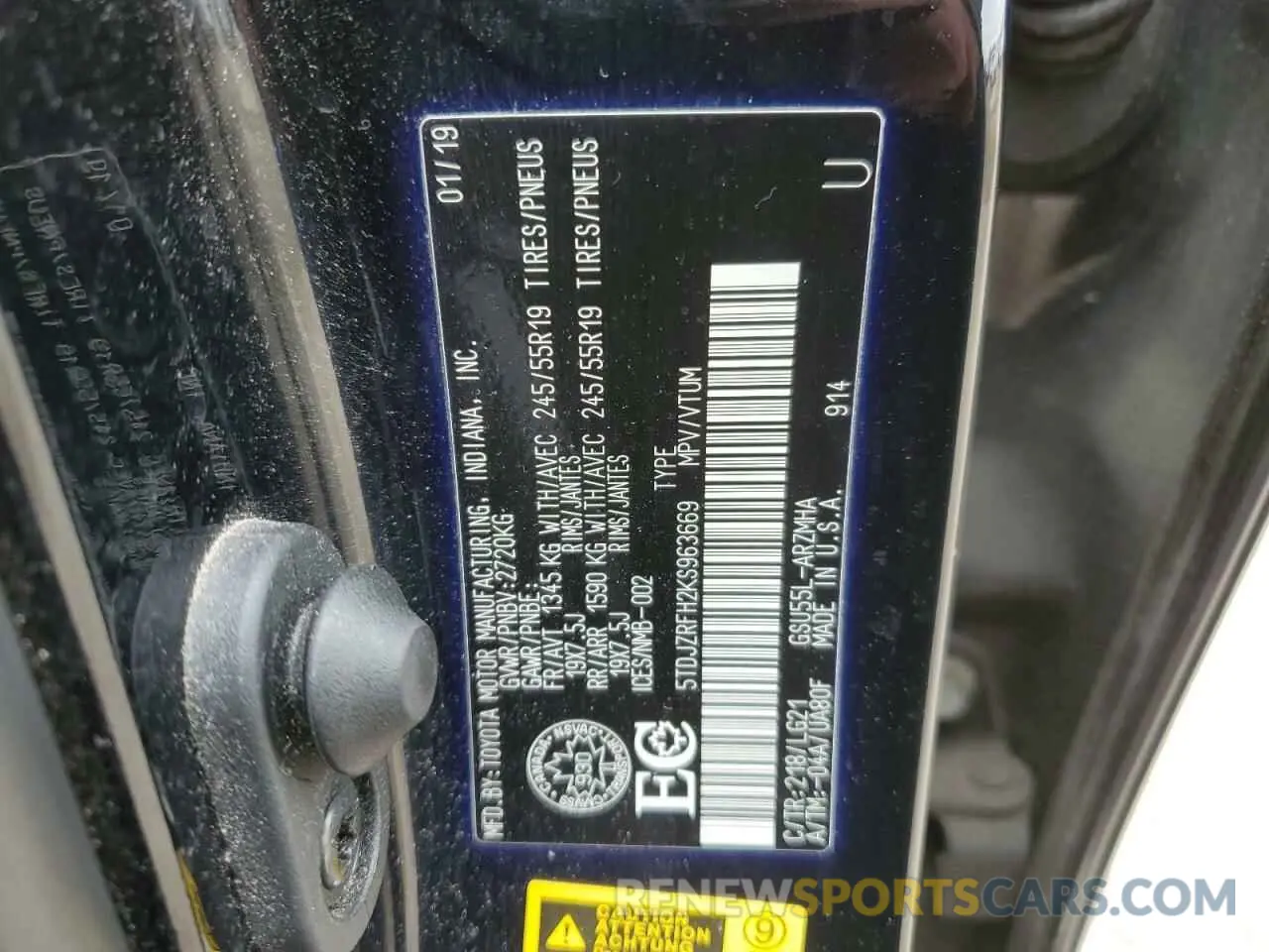 13 Photograph of a damaged car 5TDJZRFH2KS963669 TOYOTA HIGHLANDER 2019